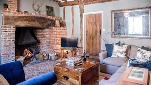 Chaumière (2 Bedrooms) | Salle de séjour