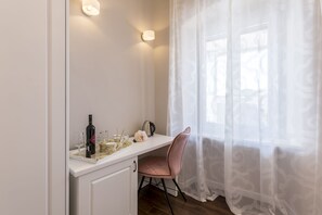 Deluxe Double Room, Balcony | Living area - Theatre of Dreams (Split)