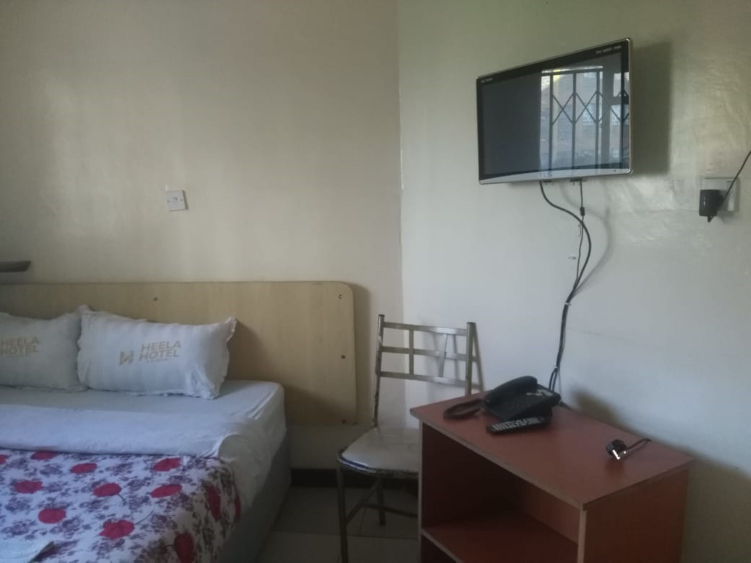 double room single use | desk, blackout curtains, free wifi, bed sheets