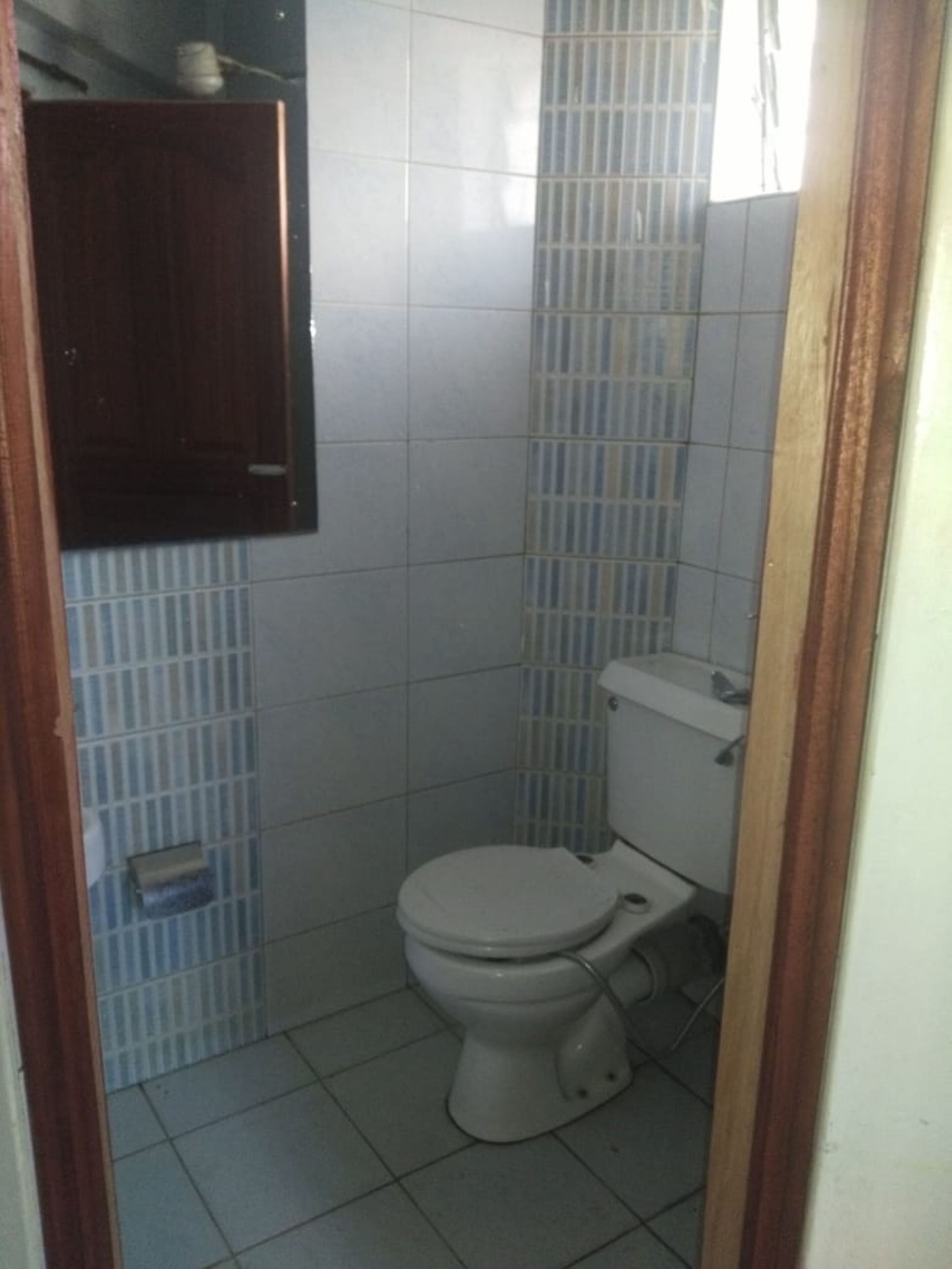 double or twin room | bathroom | shower, rainfall showerhead, free toiletries, slippers