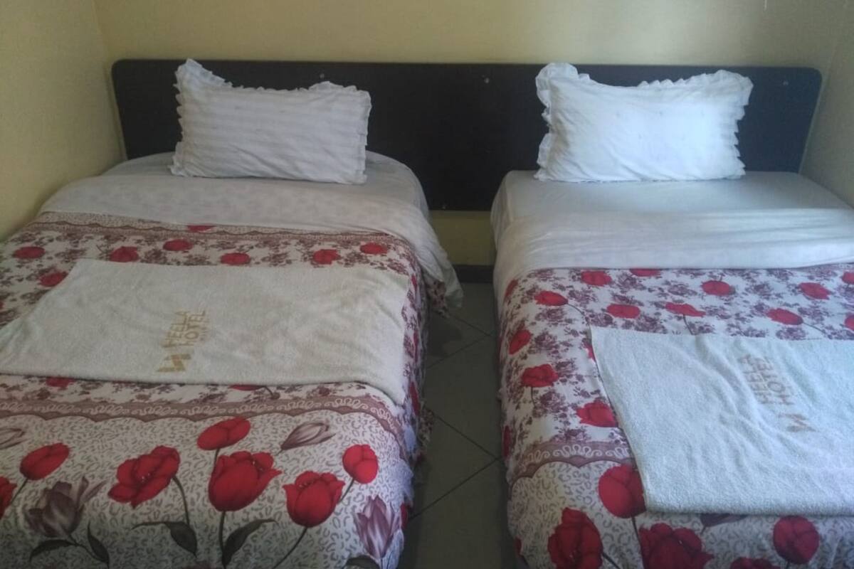 雙人或雙床房 | 1 間睡房、書桌、遮光窗簾/窗簾、免費 Wi-Fi