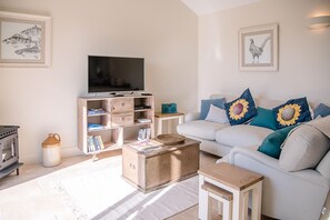 TV - Hill Stables, Ufford (Woodbridge)