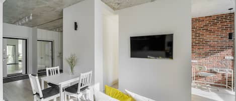 高級開放式客房 | 2 間臥室、高級寢具、熨斗/熨衣板、免費無線上網