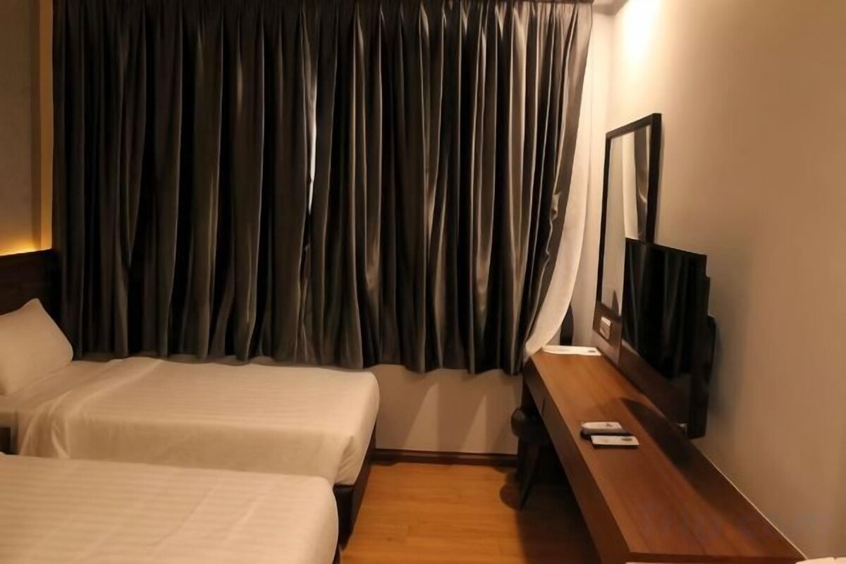 In-room safe, desk, laptop workspace, iron/ironing board (on request)