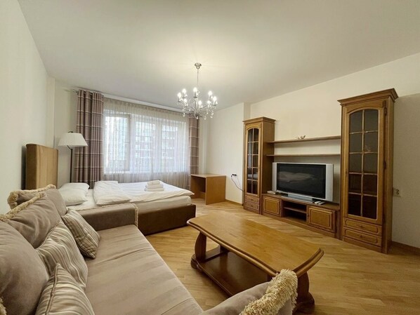 1 chambre, fer et planche à repasser, lits bébé (en supplément)