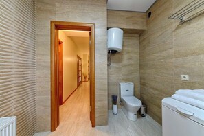 Bathroom - Home Apart Surganova str. 5A (Minsk)