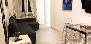 Appartement Affaires, 1 chambre | Coin séjour