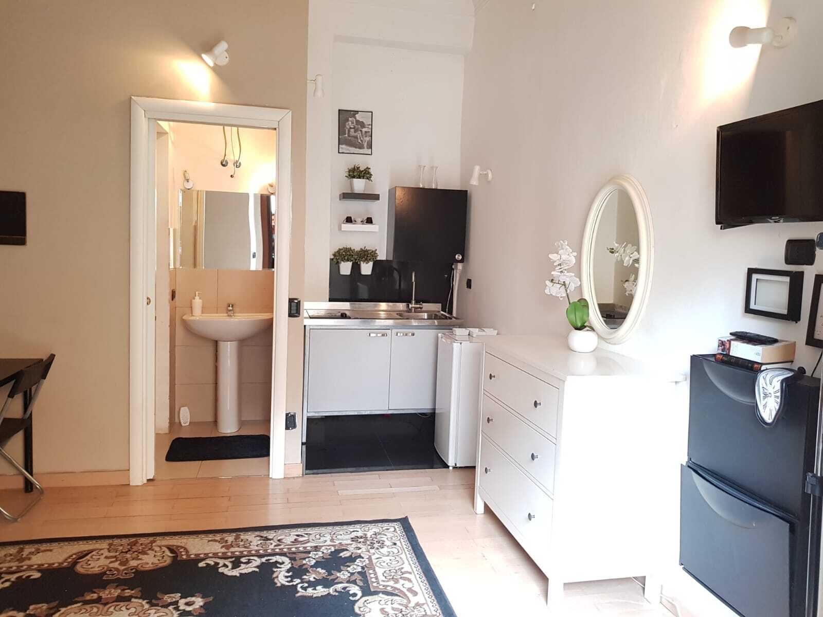 베이직 스튜디오 | 거실 공간 | 평면 TV