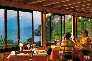 Restaurant - Hotel Baitone (Malcesine)