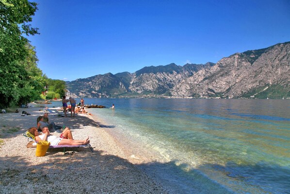 Beach - Hotel Baitone (Malcesine)