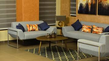 Sala de estar en el lobby