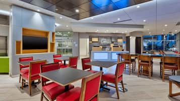 Free daily full breakfast