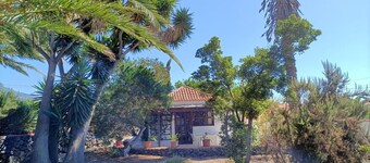 Spacious bungalow in El Paso for family