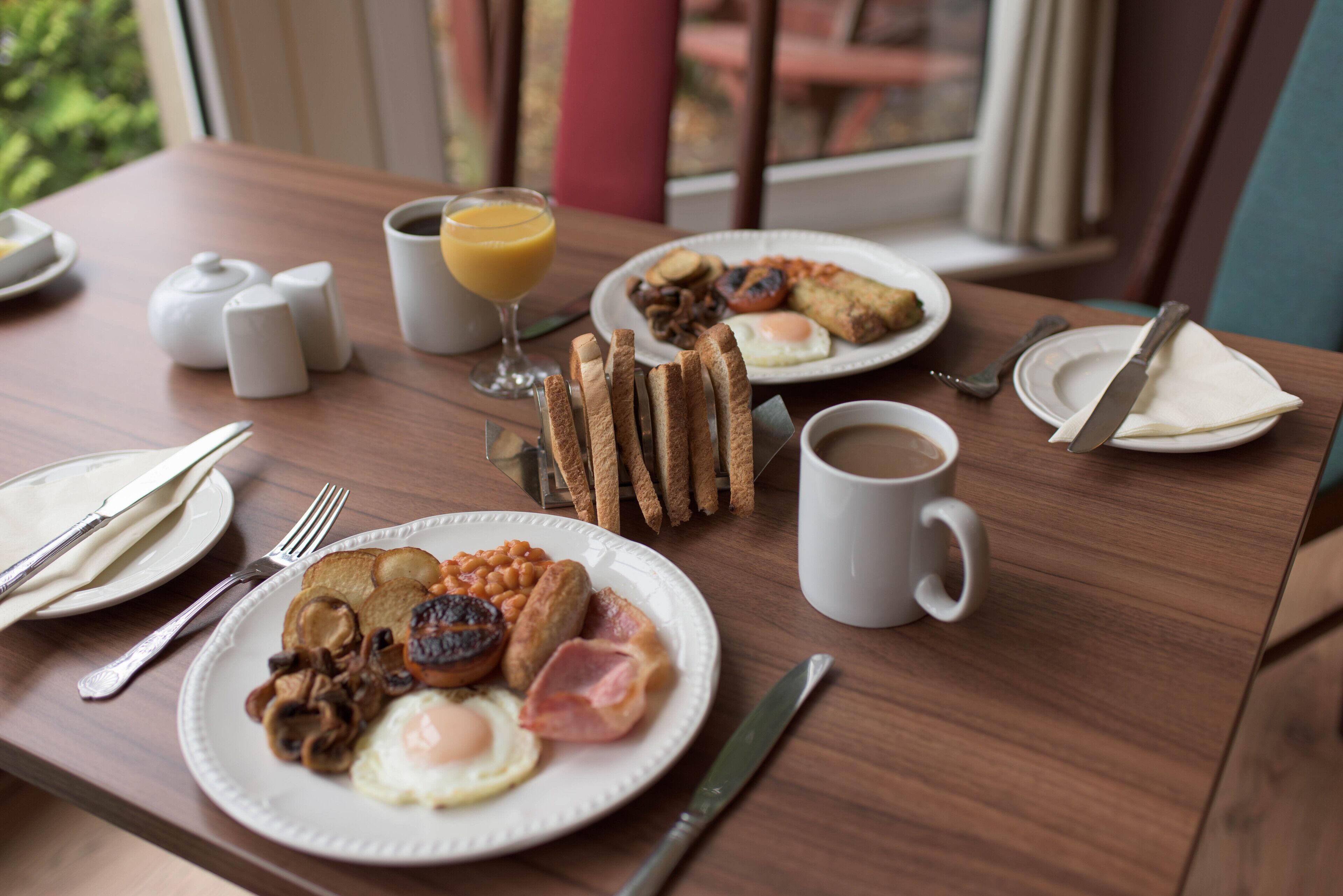 daily english breakfast (gbp 10 per person)