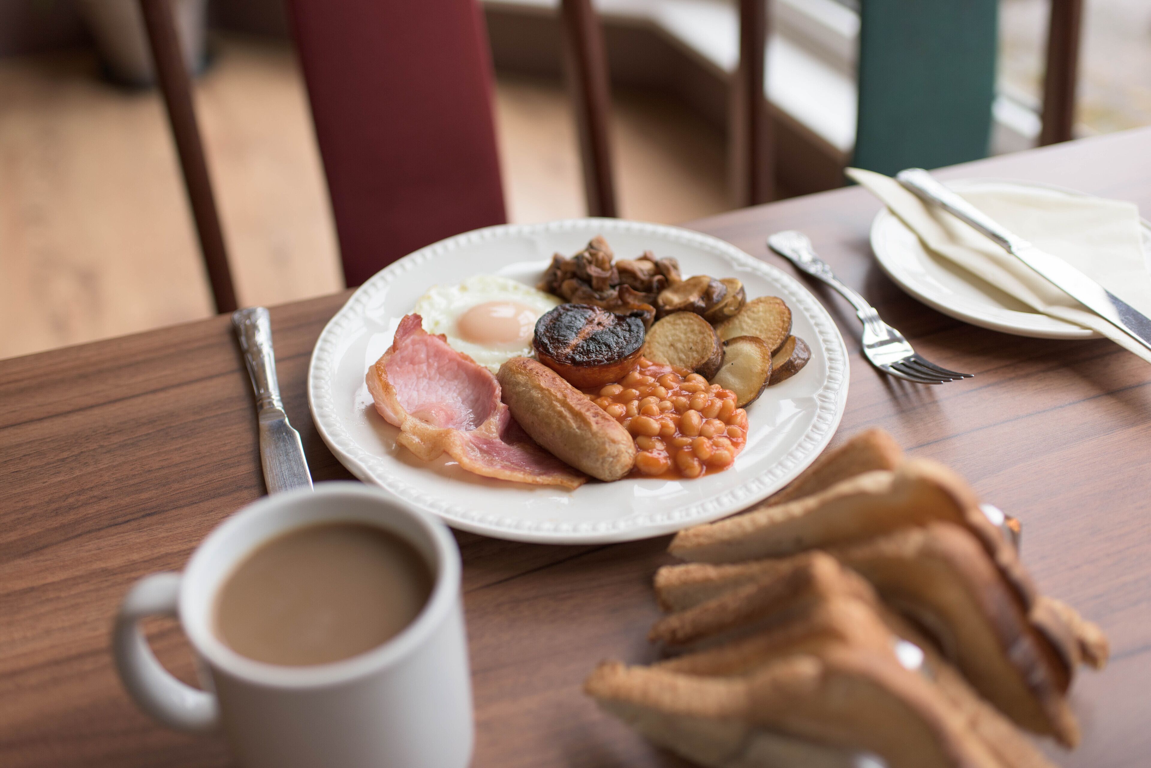 daily english breakfast (gbp 10 per person)