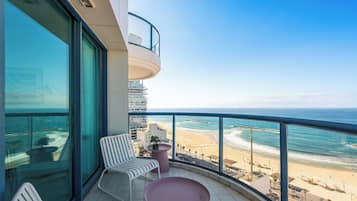 Departamento, 3 habitaciones | Balcón