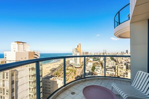 Apartment, 3 Bedrooms | Balcony