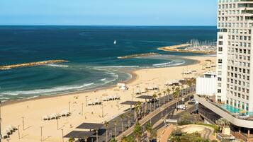 Departamento, 3 habitaciones | Vista del balcón