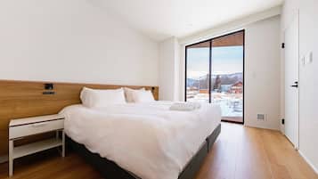 6 bedrooms, premium bedding, pillowtop beds, in-room safe