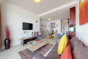 Interior - Portico Beachfront Condo (Cape Town)