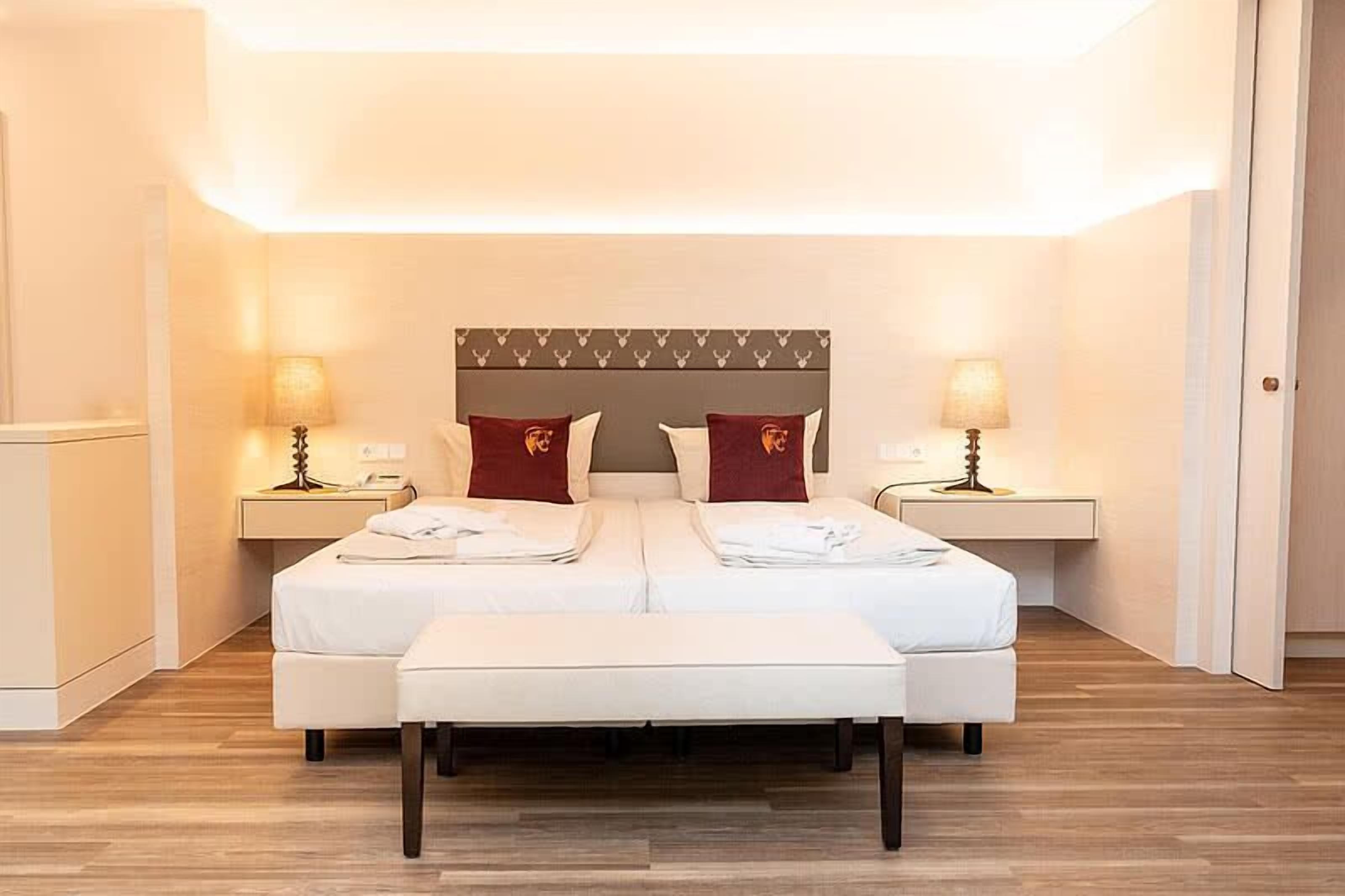 Family Suite | Hypo-allergenic bedding available, minibar, in-room safe, desk