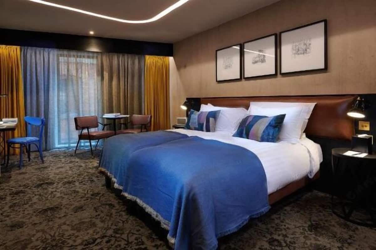 1 slaapkamer, een kluis op de kamer, individueel gedecoreerd