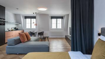 Exclusive Studio Suite | Living area