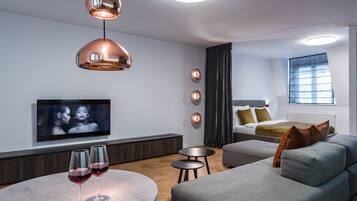 Exclusive Studio Suite | Living area