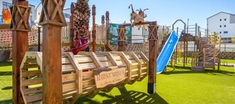 Richwood Modern Condo