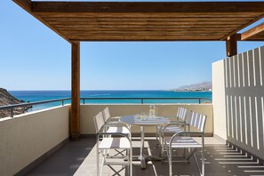 Family Suite, Sea View | Terrace/patio