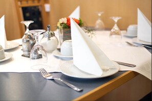 Daily buffet breakfast (EUR 9.90 per person)