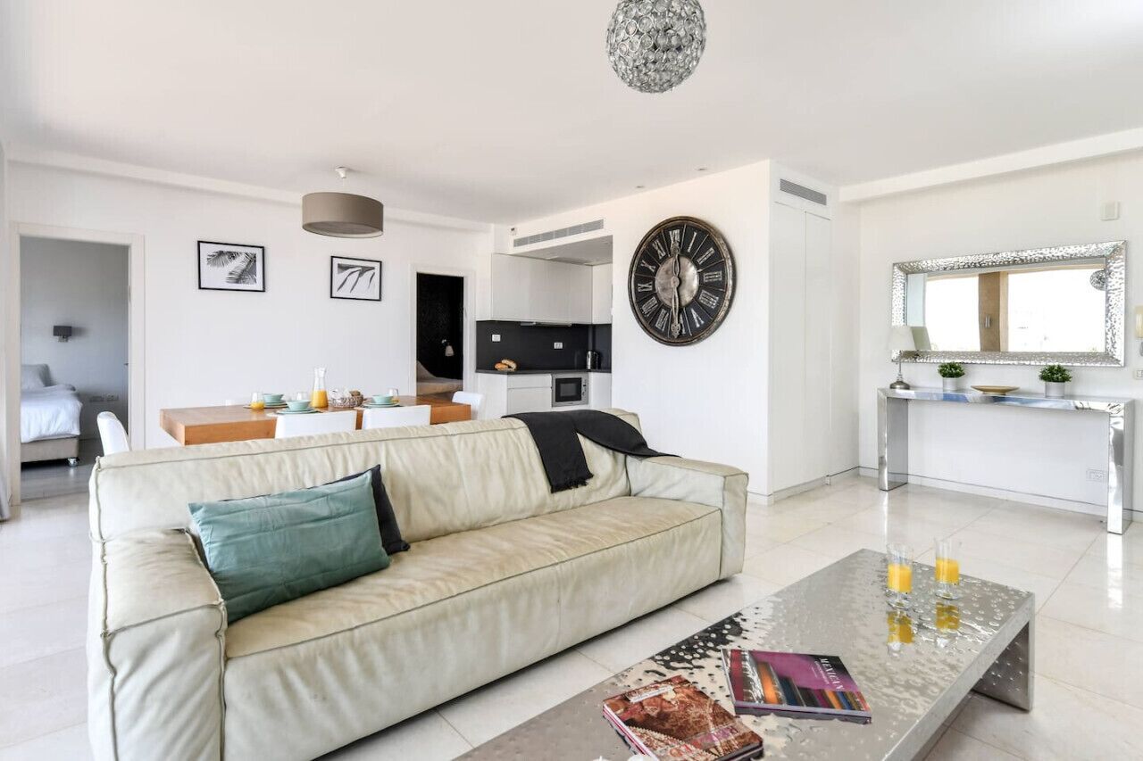Apartment, 3 Bedrooms | Interior