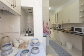 Apartment, 2Â Schlafzimmer | Eigene KĂŒche | GroĂer KĂŒhlschrank, Mikrowelle, Herdplatte, Espressomaschine