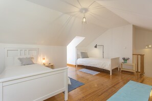 Apartment, 2 Bedrooms - Spacious Alfama Duplex, By TimeCooler (Lisbon)