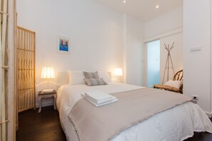 1 bedroom, iron/ironing board, cots/infant beds, free WiFi - Typical Light Filled Graça Apartment, By TimeCooler (Lisbon)