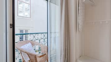 Apartment, 2 Schlafzimmer | Ausblick vom Zimmer