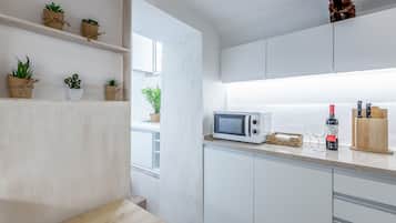 Apartment, 1 Bedroom | Private kitchen