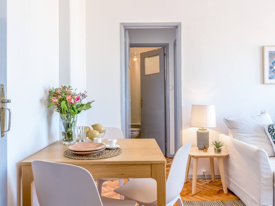 Apartment, 1 Schlafzimmer | Wohnbereich | Flachbildfernseher