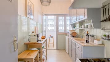 Departamento, 1 habitación | Cocina privada | Refrigerador, microondas, horno y parrilla de estufa