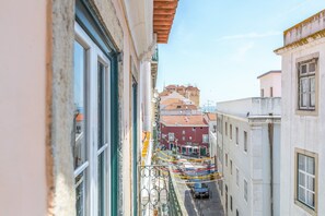 Lägenhet - 3 sovrum | Utsikt mot gatan