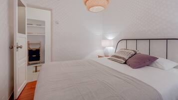 Apartemen, 1 kamar tidur | 1 kamar tidur dan setrika/meja setrika