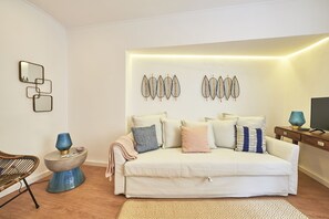 Departamento, 1 habitación, planta baja | Área de sala de estar | Televisión de pantalla plana