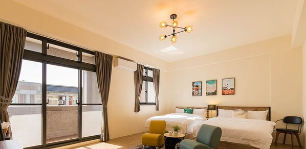 Quadruple Room | Free WiFi, bed sheets