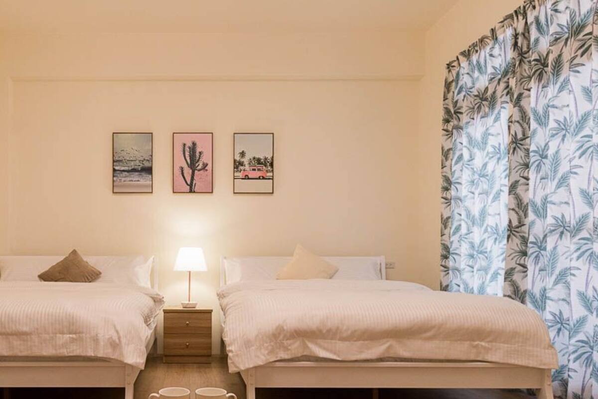 Quadruple Room | Free WiFi, bed sheets