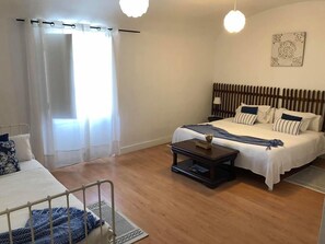Wifi gratis y ropa de cama 