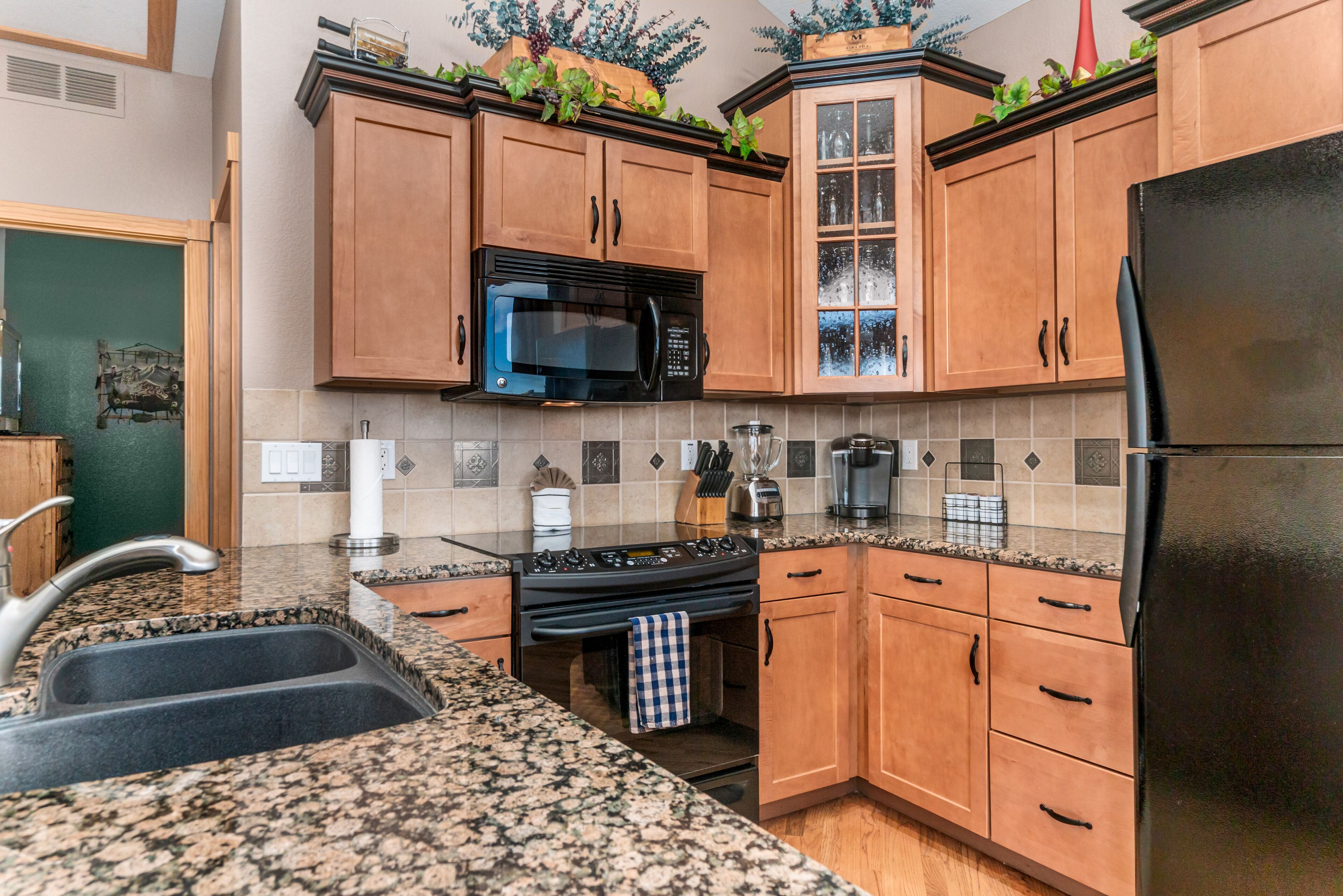 Eagle Cliff Mountain 29A - 2 Bedroom Condo - Lake/Mountain Views