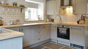 Dishwasher, highchair