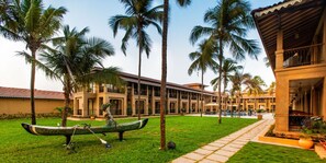 Property grounds - Marquis Beach Resort (Candolim)