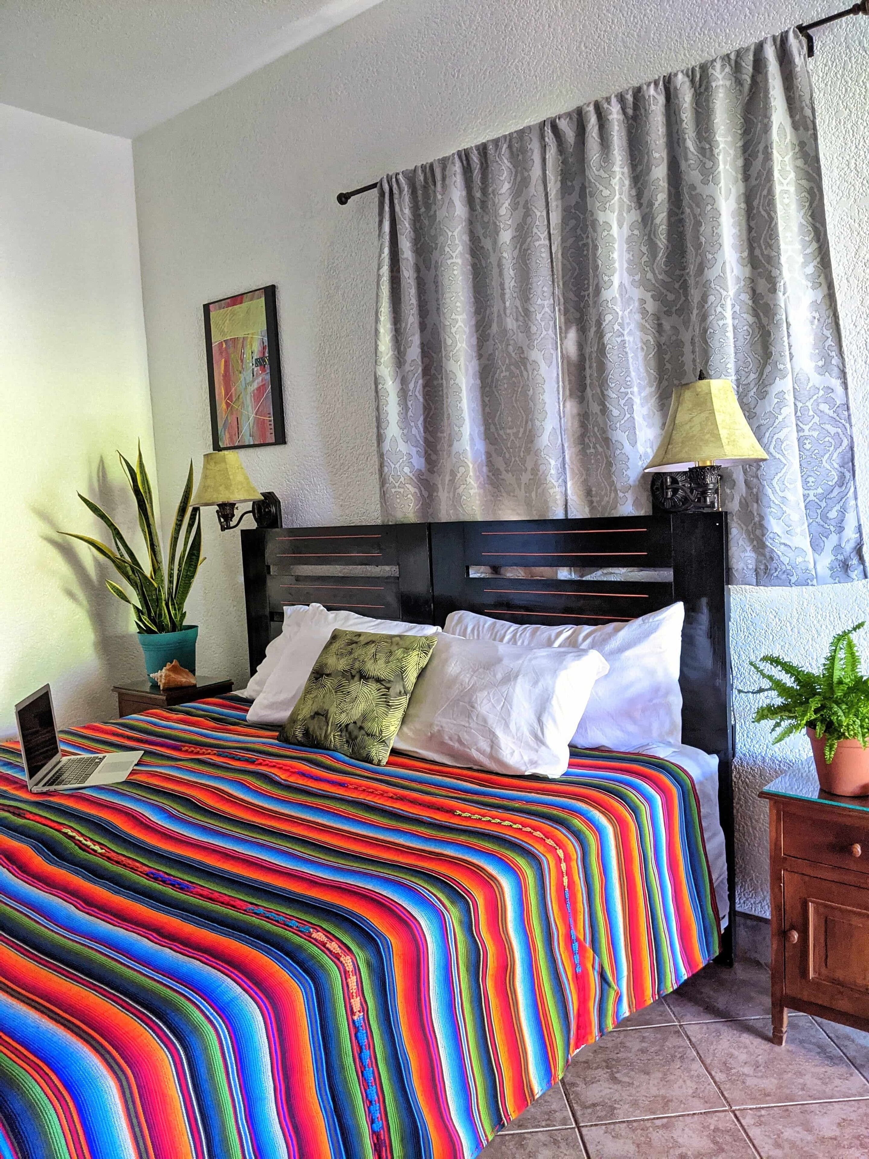 1 bedroom, free WiFi, alarm clocks