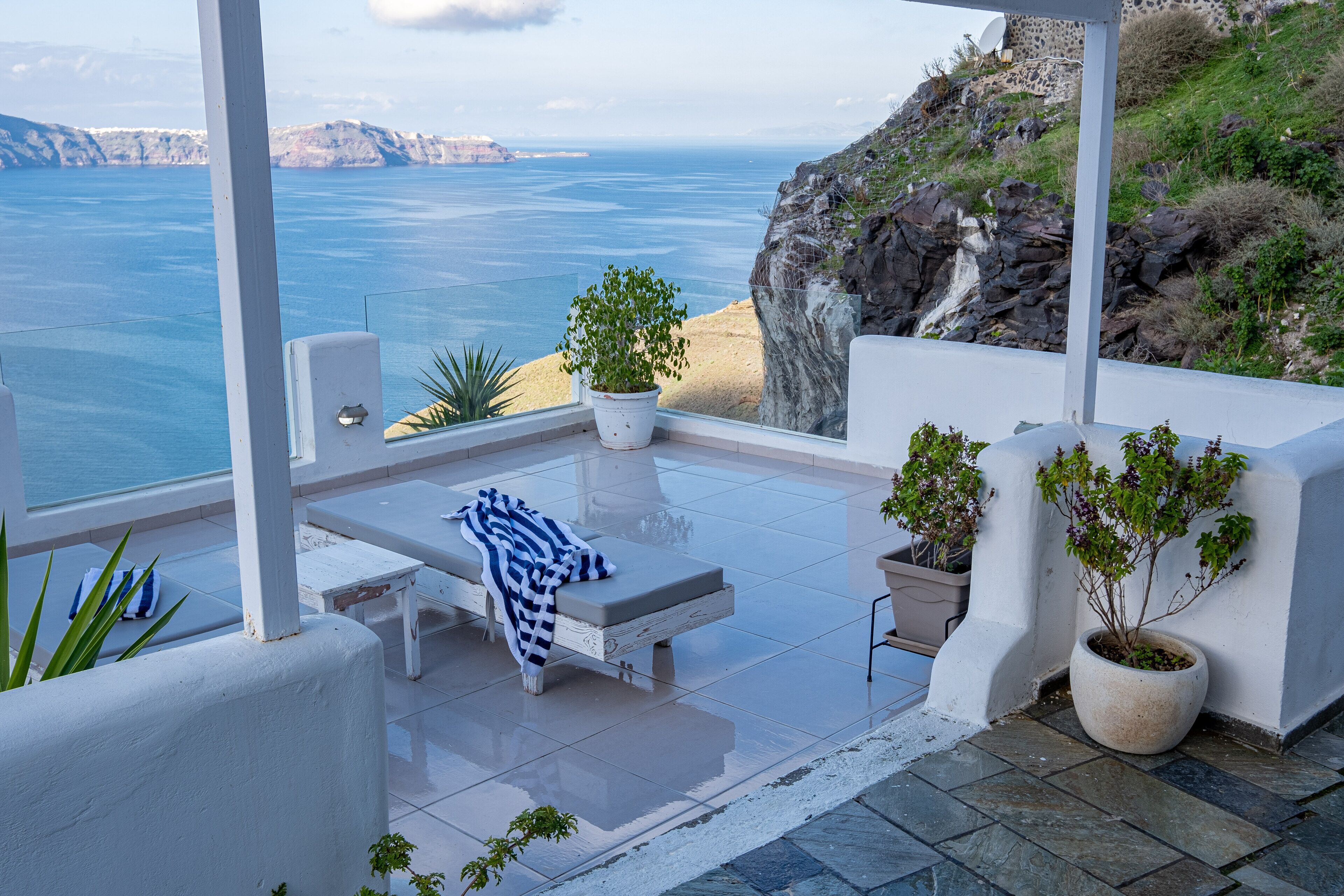 Executive Family Room (Caldera View) | Balcony